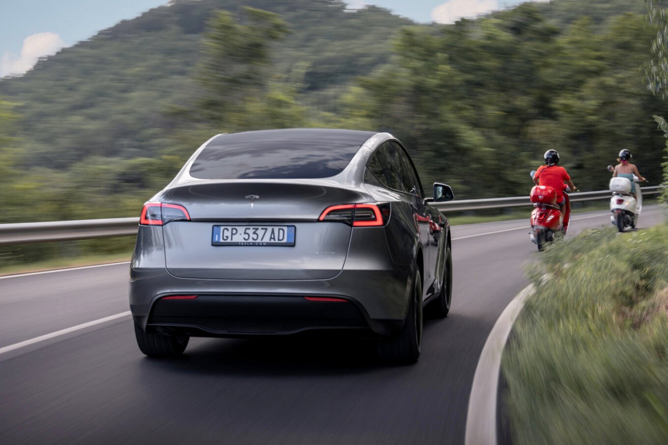 Tesla Enregistre Pr Commandes En Trois Jours Pour Son Futuriste