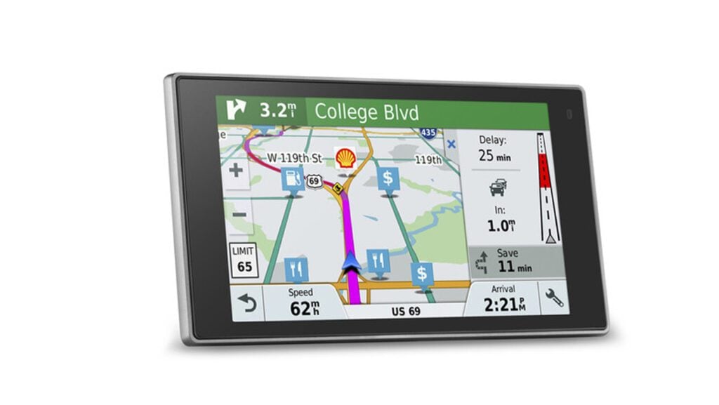 Test Garmin nüvi 2595LMT - Un GPS avec cartes à vie reconnaissance