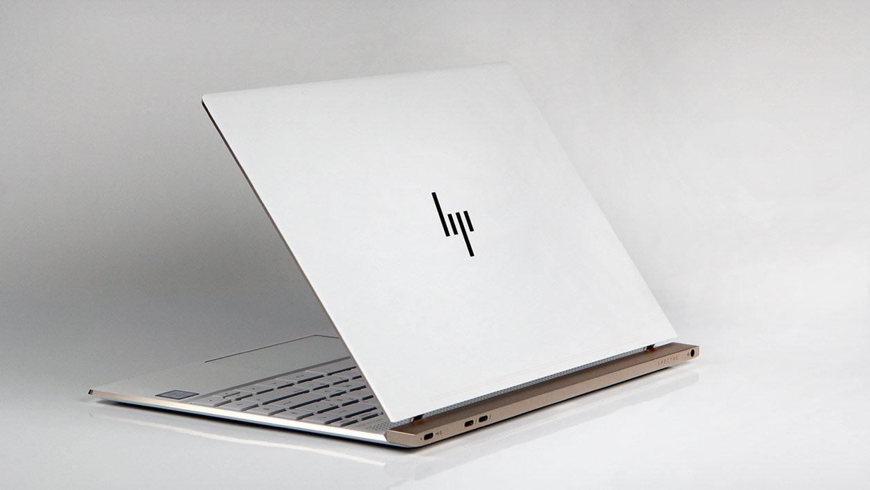 HP Spectre 13 (13-af004nf)