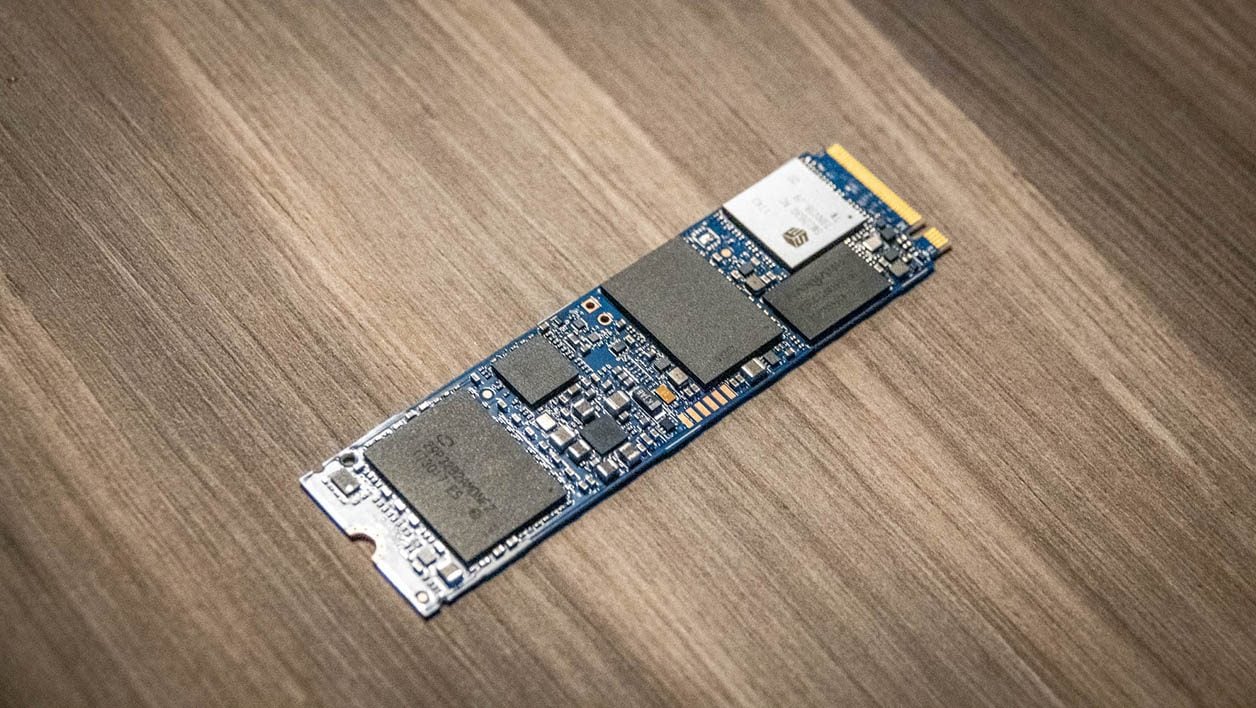 Disque dur ultra rapide 2 To SSD M.2 (mémoire Flash)