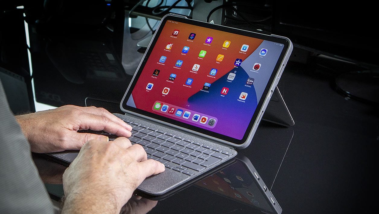 Étui Combo Touch avec clavier et trackpad pour iPad Pro 12,9 pouces (6ᵉ  génération) de Logitech - Apple (FR)