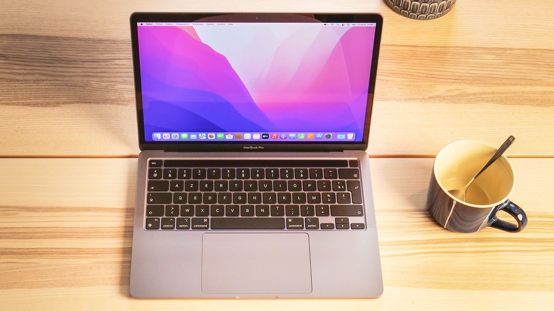 Test MacBook Pro 13 M2 : Apple passe la seconde pour encore plus de  performances - Les Numériques