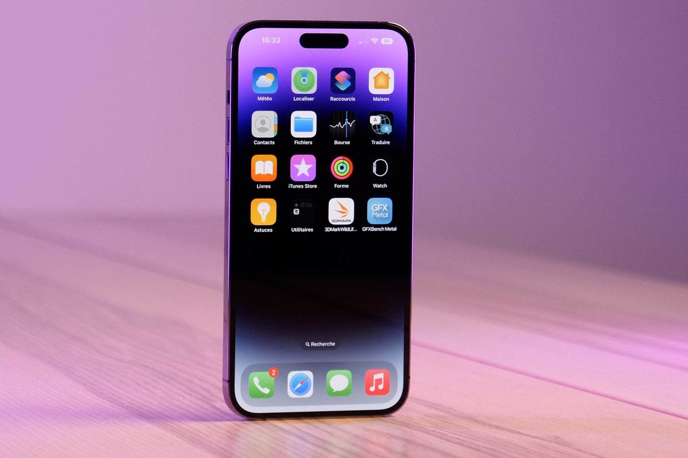 iPhone 15 Pro Max : le prix va battre un nouveau record, voici
