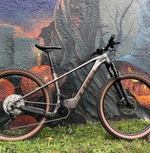 Velo Electrique Trek Marlin Plus 8