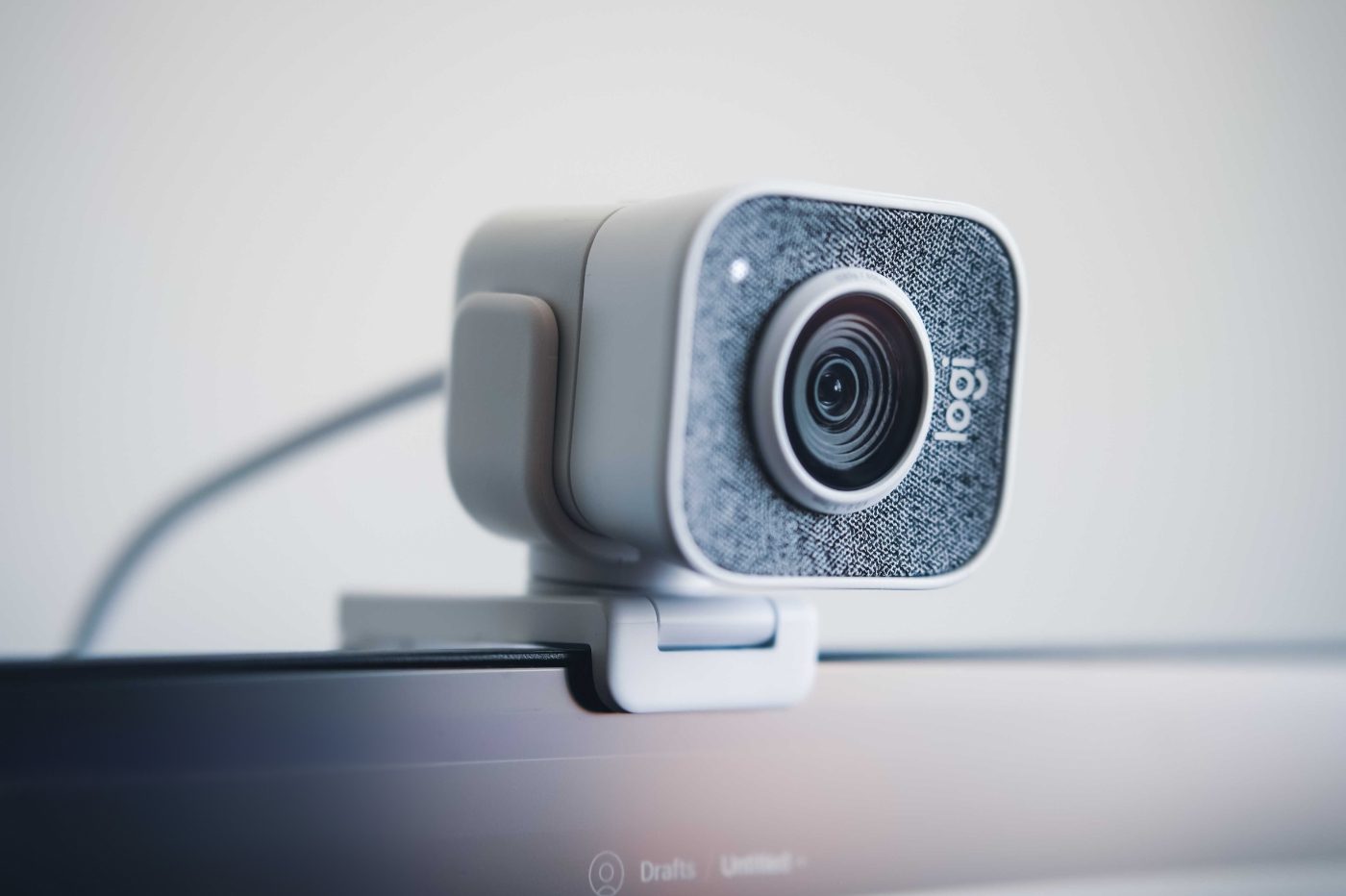 Android 14 vous permettra d'utiliser votre smartphone en webcam sur votre PC