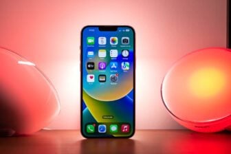 iPhone 15 : pourquoi Apple devrait débrider la recharge sans fil