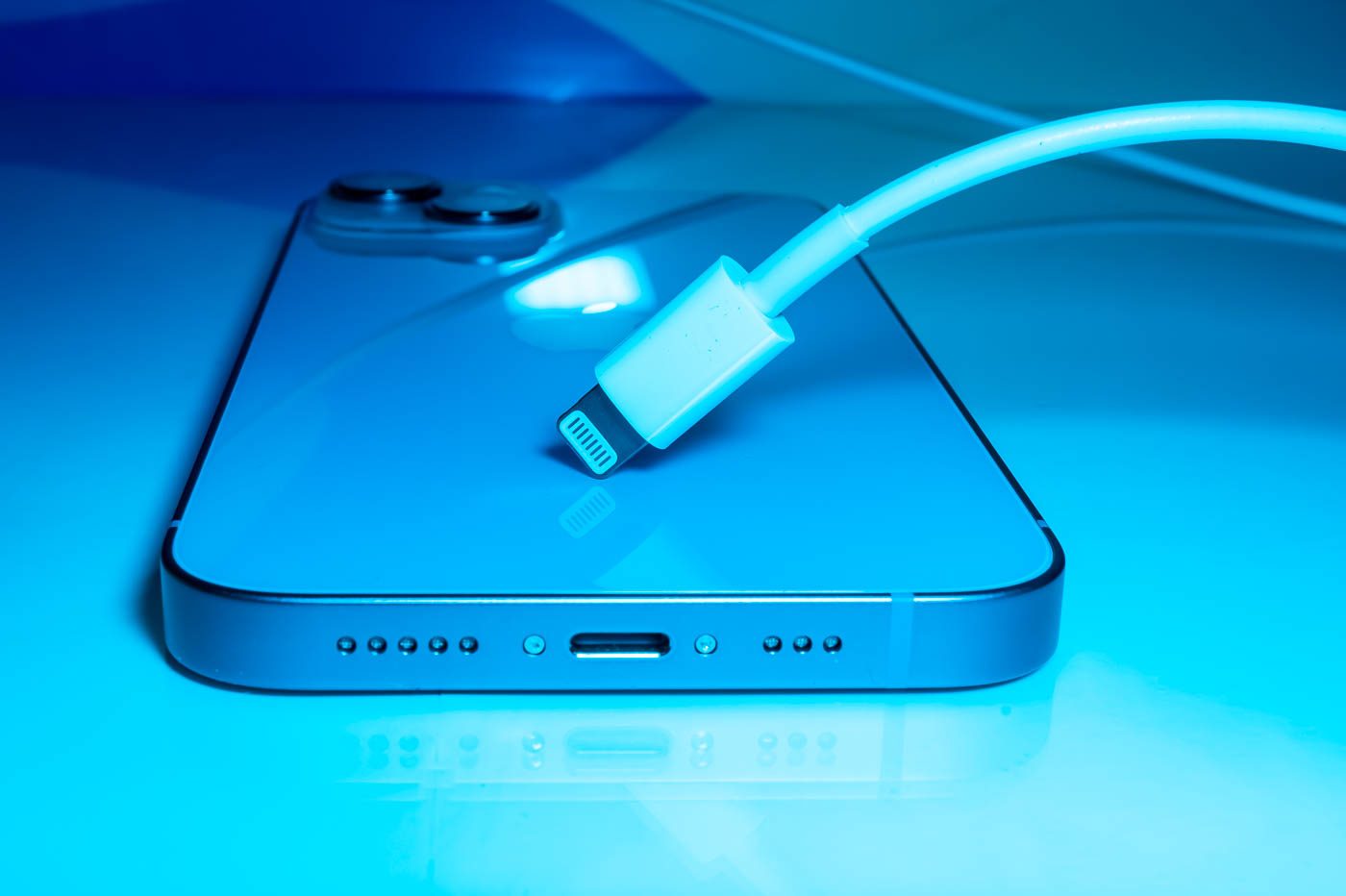 iPhone 15 : Apple confirme l'USB-C sur son prochain smartphone, adieu le  Lightning !