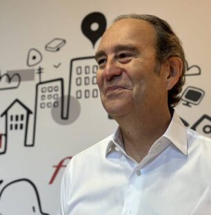 Xavier Niel, lors de l'officialisation de Free Proxi, à Paris, le 22 novembre 2022.