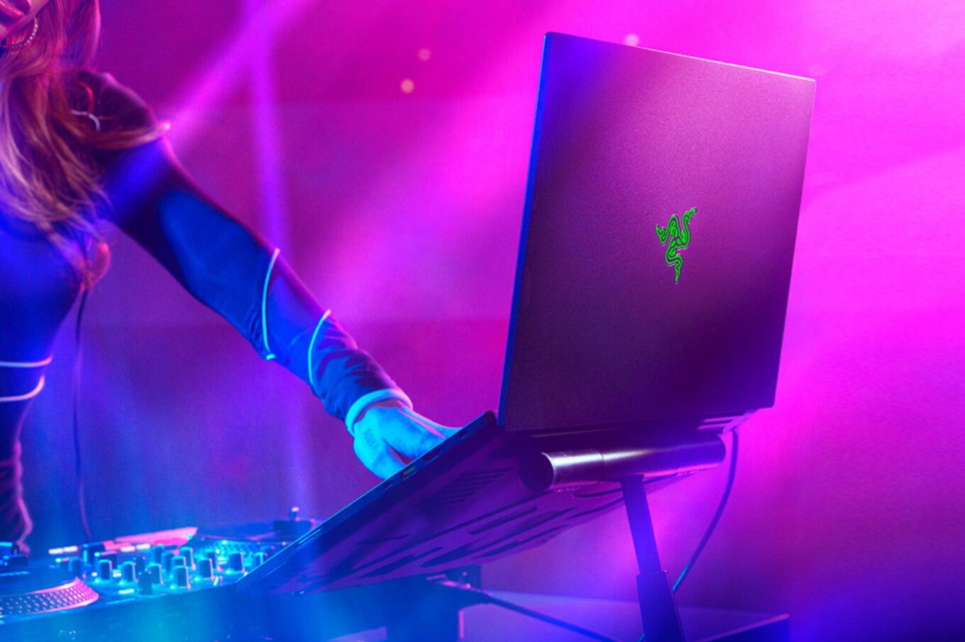 Razer Blade 16 Fiche technique