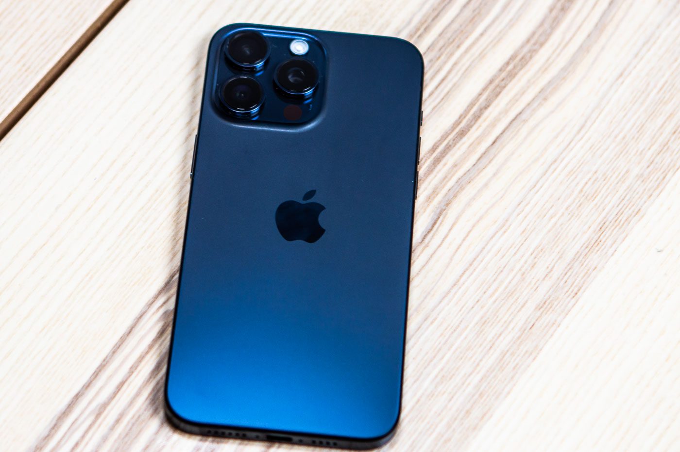 L'iPhone 15 Pro Max éviterait la mésaventure d'un de ses prédécesseurs