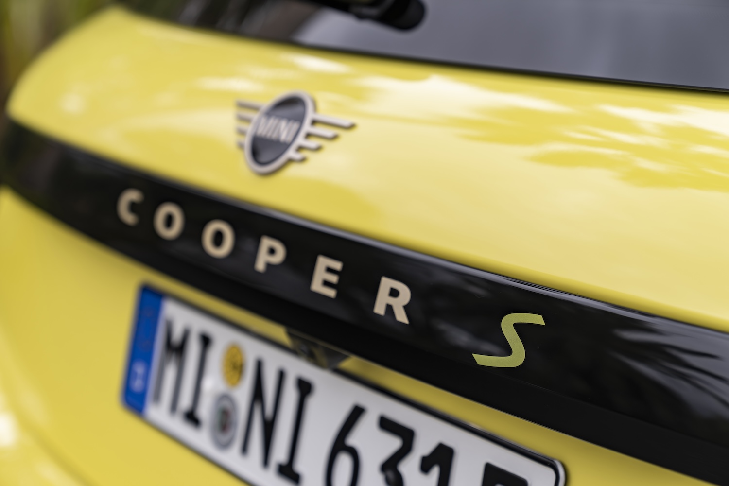Bf Mini Cooper Se Sunny Side Yellow 042024 00077