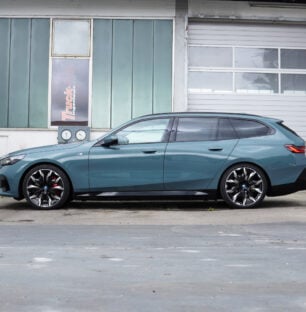 Bmw I5 Touring Electrique Break Essai Profil