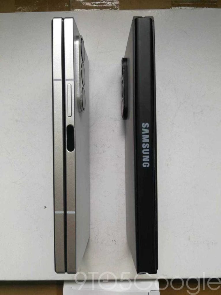 Samsung Galaxy Z Fold 6 Dummy (3)