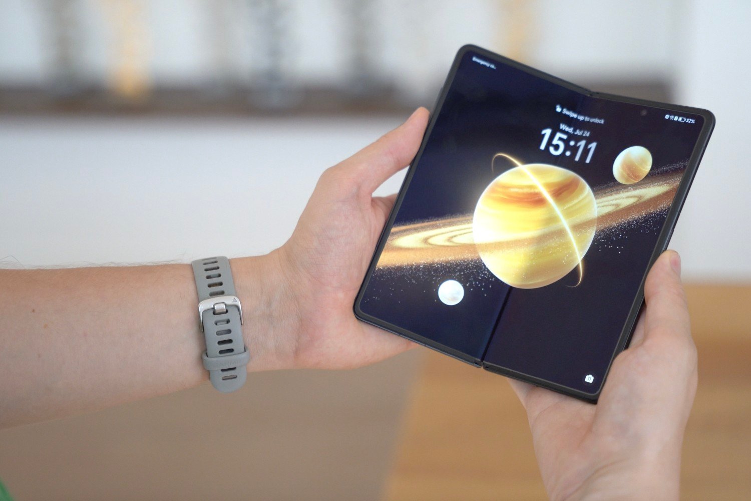 Prise en main du Honor Magic V3 : contrairement au Galaxy Z Fold 6, il cumule les innovations