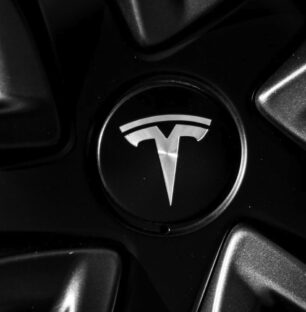 Tesla Logo Roue