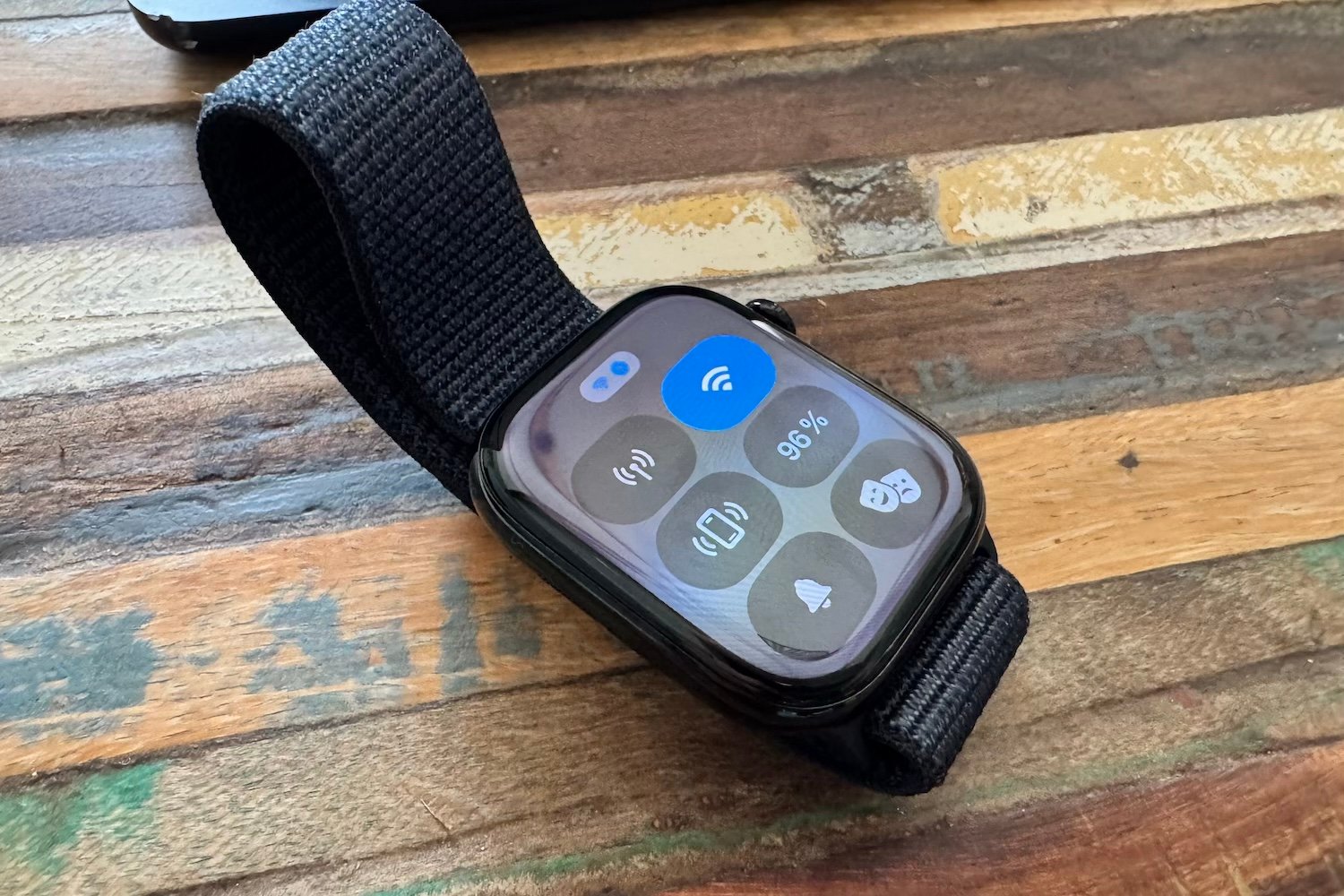 Une Apple Watch avec une caméra et de l’IA : le plan d’Apple pour transformer sa montre connectée