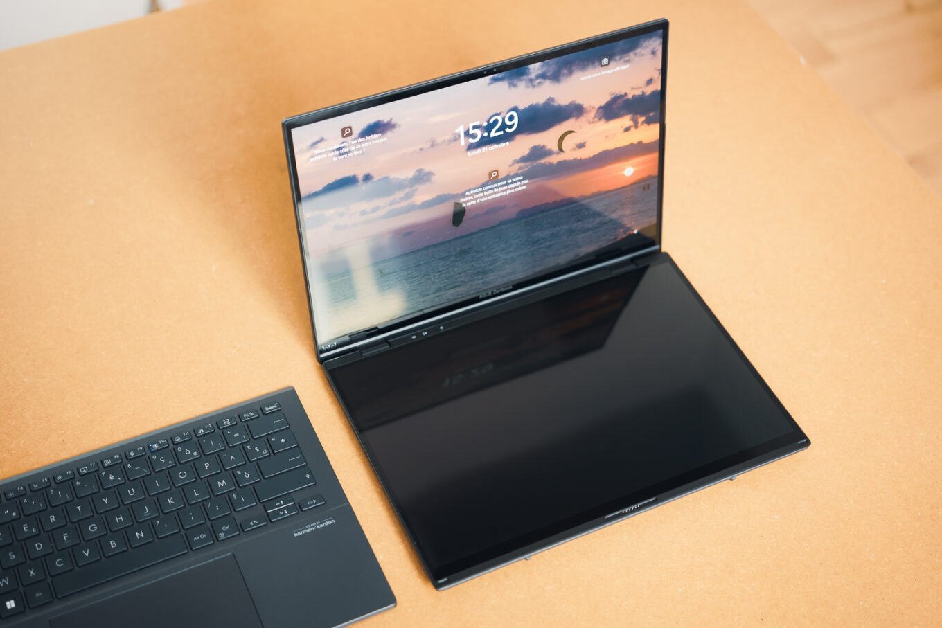 Asus Zenbook Duo 2024 (8)