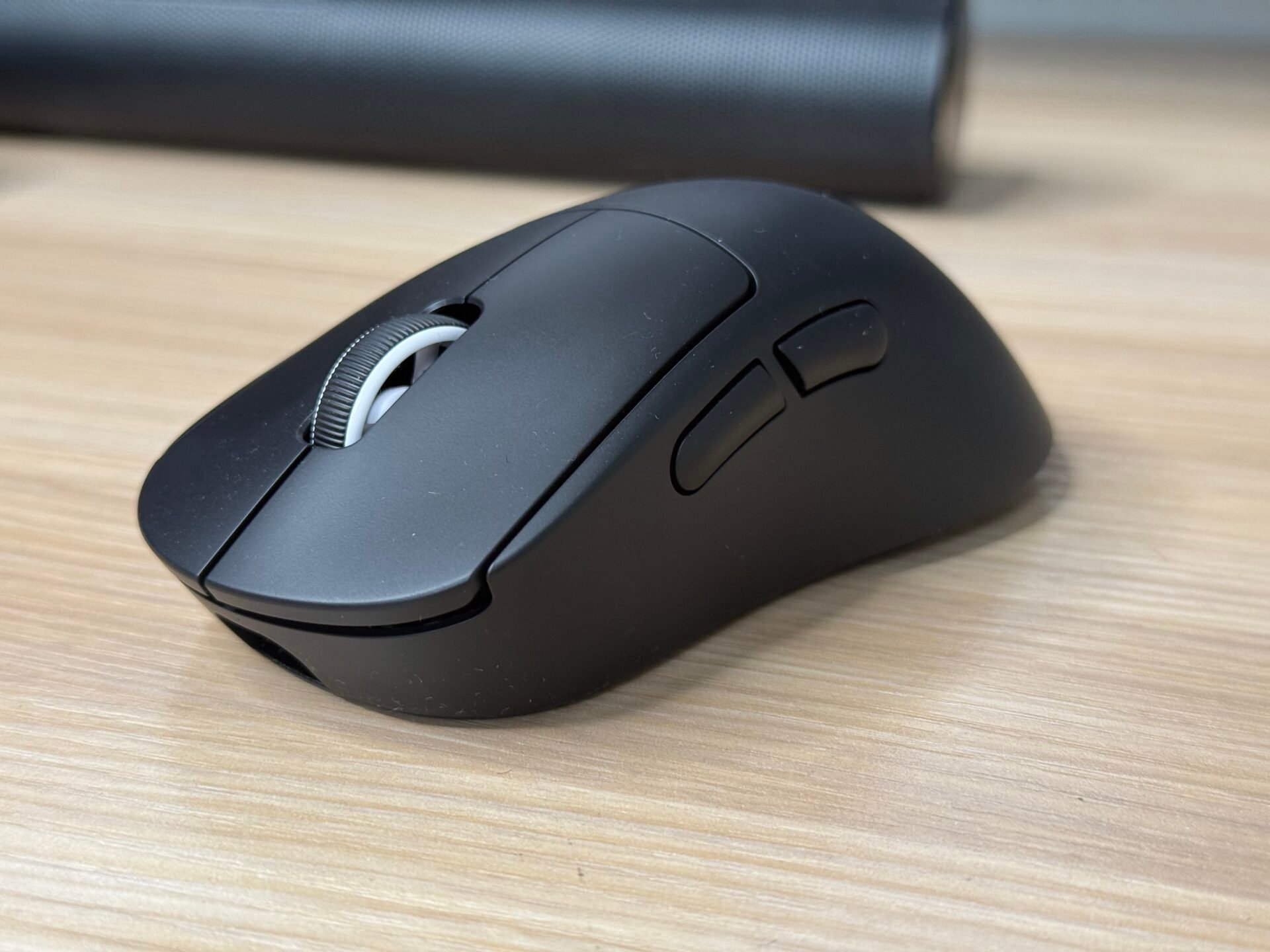 Logitech Superlight 2 Dex 4