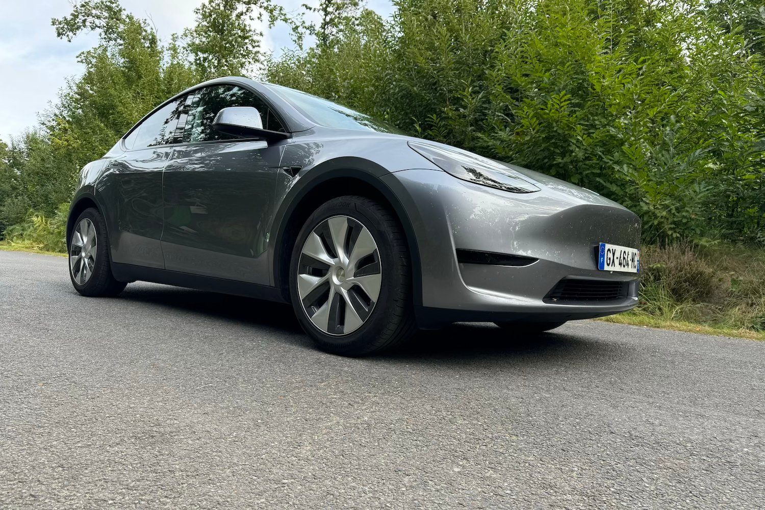 Tesla Model Y 10