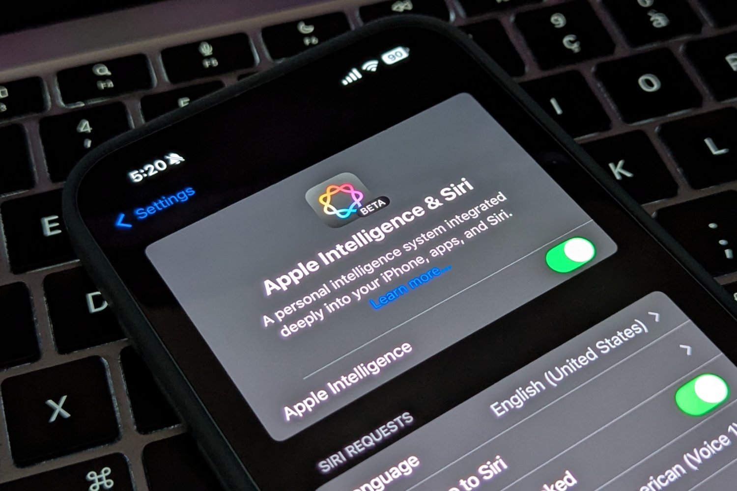 iOS 18.1 : vous pouvez tenter d’activer Apple Intelligence en France dès aujourd’hui