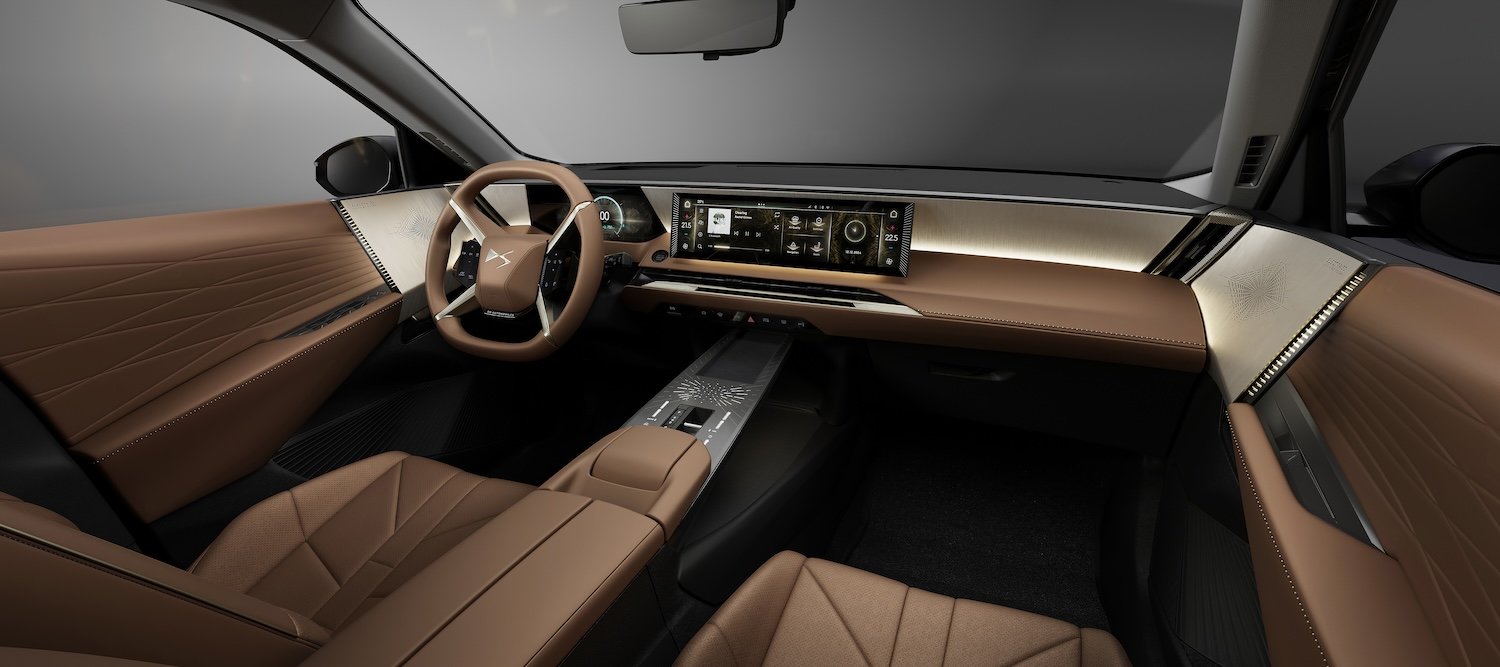 2024 12 New Ds Interior Alezan Brown