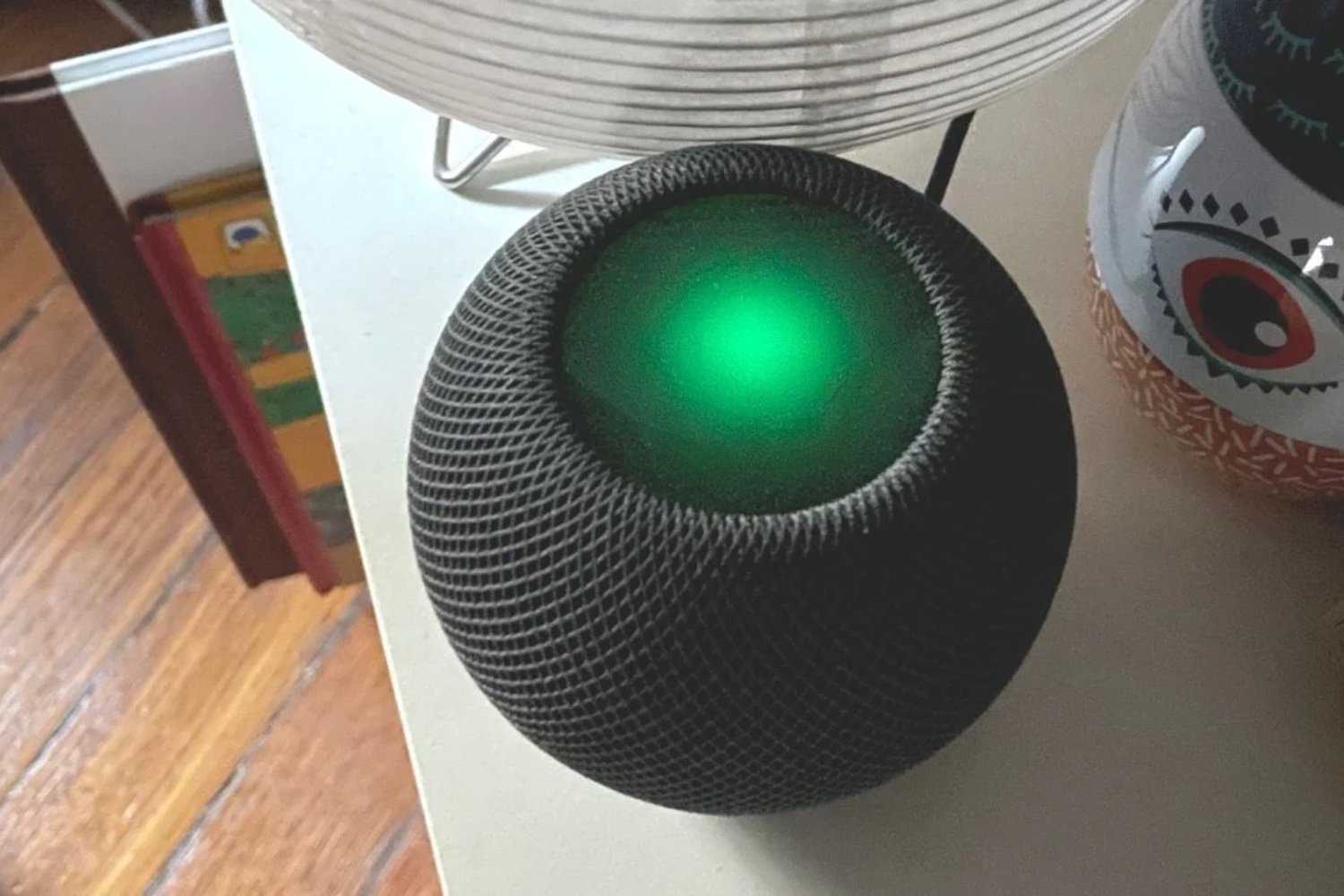 Les HomePod mini et Apple TV de 2025 devraient intégrer la puce Wi-Fi et Bluetooth d’Apple