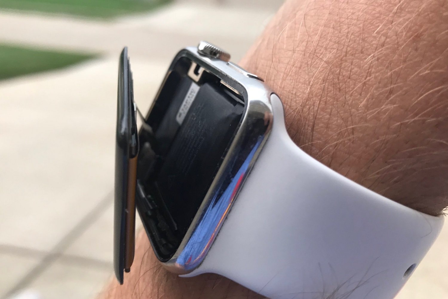 Apple Watch Batterie Gonflée