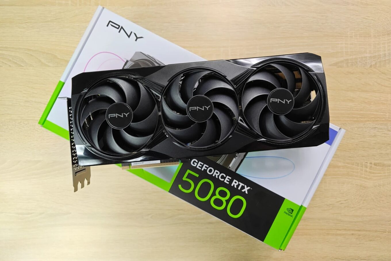 Test Pny Geforce Rtx 5080 Oc Avis