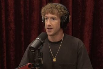 Zuckerberg Rogan Apple