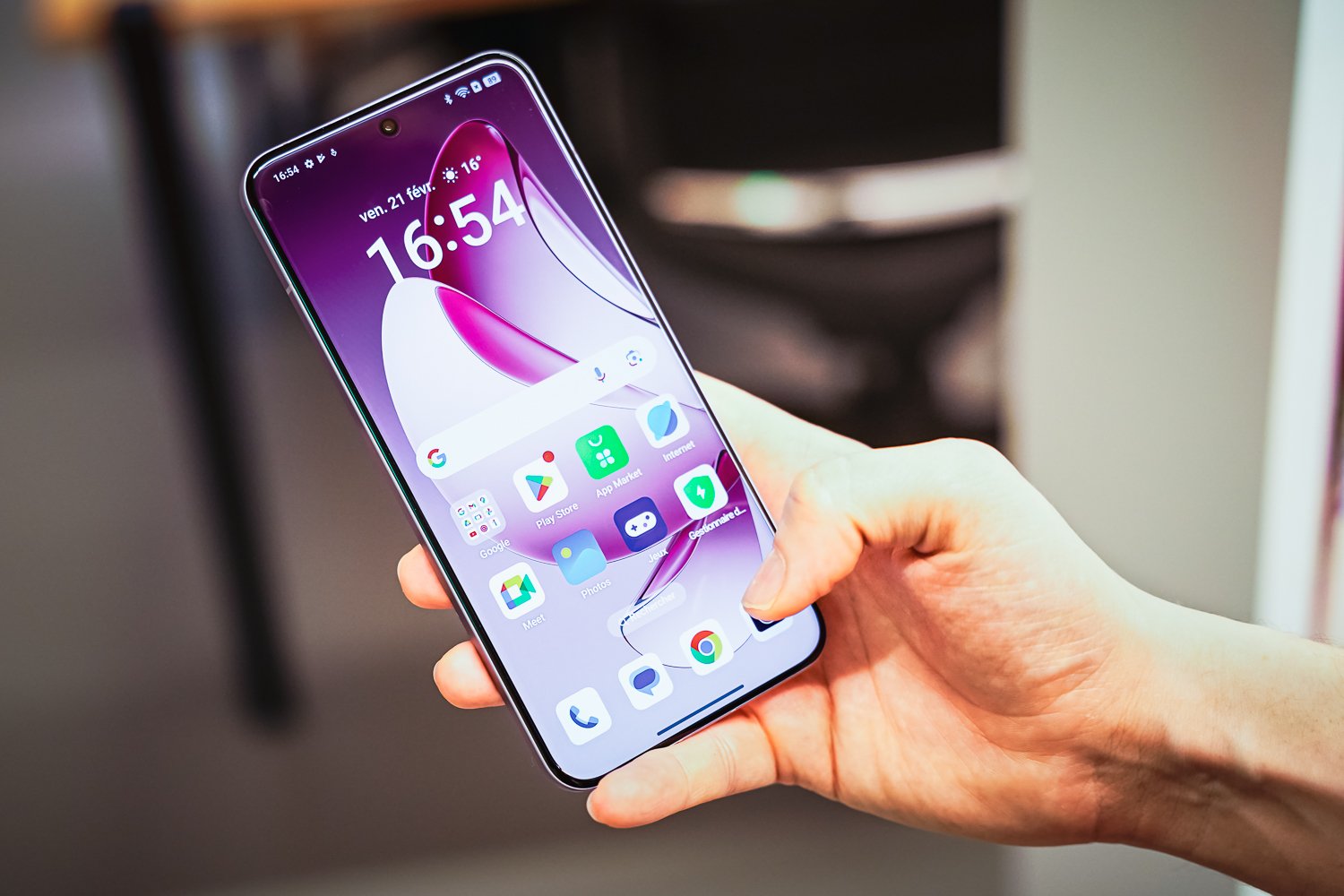 Oppo Reno 13 Pro Prise En Main (3)