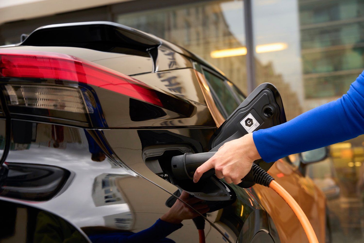 Pourquoi l’Europe veut tuer les voitures hybrides rechargeables