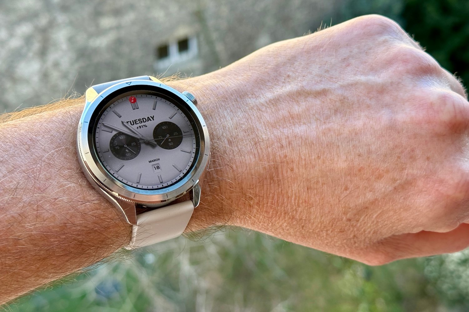 Test Watch S4 : la montre connectée de Xiaomi gagne une couronne rotative et s’améliore sur beaucoup de points