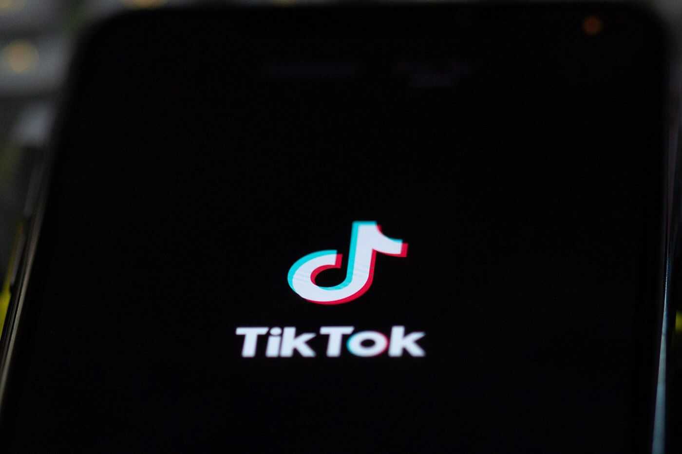 How to Watch TikTok On TV - 3 Simple Way