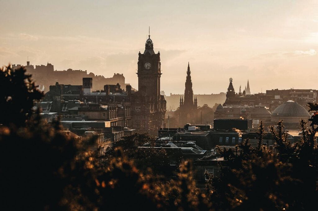 Best VPN for Edinburgh